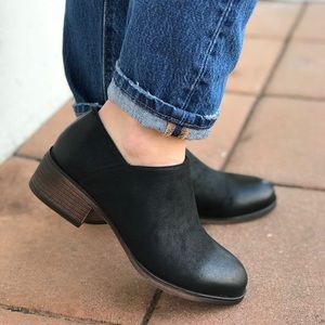 The RECALL Black Ankle Booties